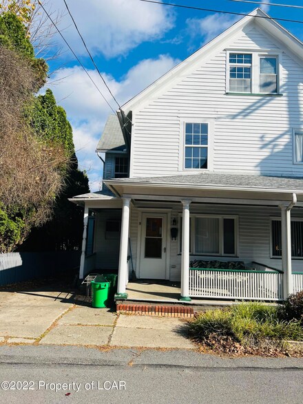 3 Berry St, West Pittston, PA 18643