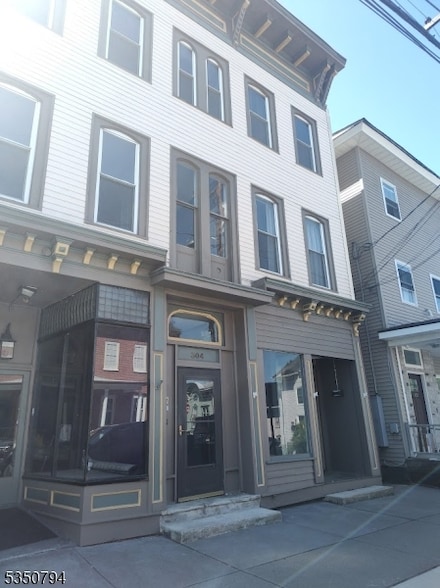 304 Front St Unit 7, Belvidere, NJ 07823