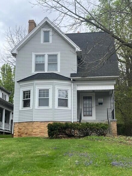 324 E Main St, Lancaster, OH 43130