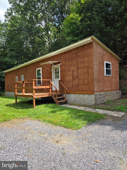 12319 Creek Rd, Shade Gap, PA 17255