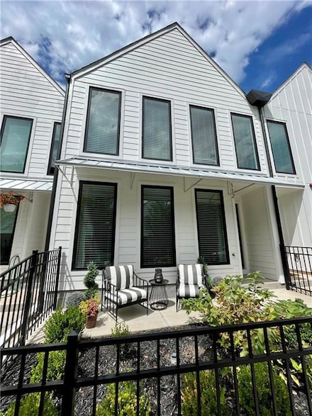 112 Pearl St, Woodstock, GA 30188