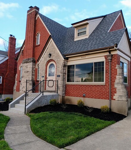 5236 Relluk Dr, Cincinnati, OH 45238