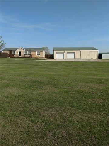 10064 NE State Route T, Adrian, MO 64720