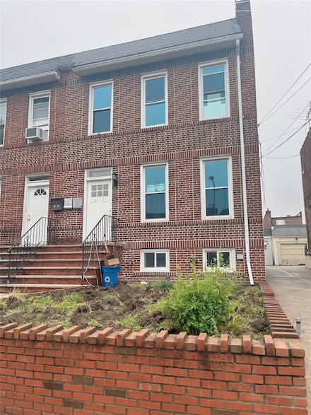 29-07 Jordan St, Flushing, NY 11358