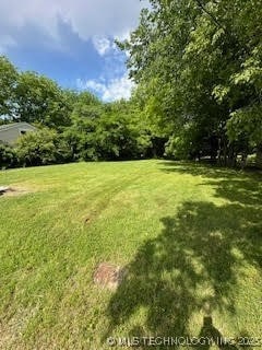 810 N Cedar Ave, Broken Arrow, OK 74012