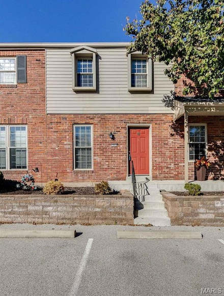 1253 Clarkson Ct Unit 1253, Ellisville, MO 63011