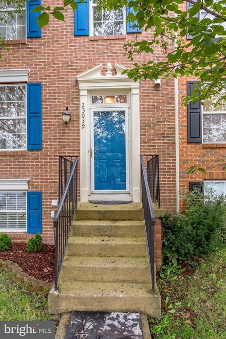23039 Potomac Hill Square, Sterling, VA 20166