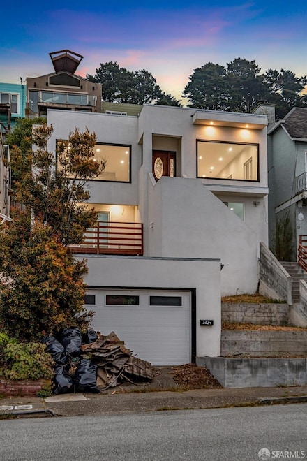 2024 15th Ave, San Francisco, CA 94116