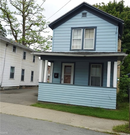 17 Lake St, Mount Morris, NY 14510