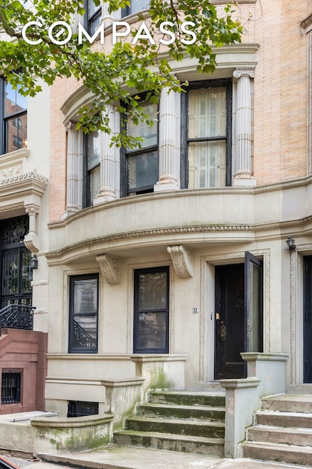 32 W 85th St, New York, NY 10024