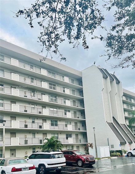 3100 W Rolling Hills Cir Unit 310, Davie, FL 33328