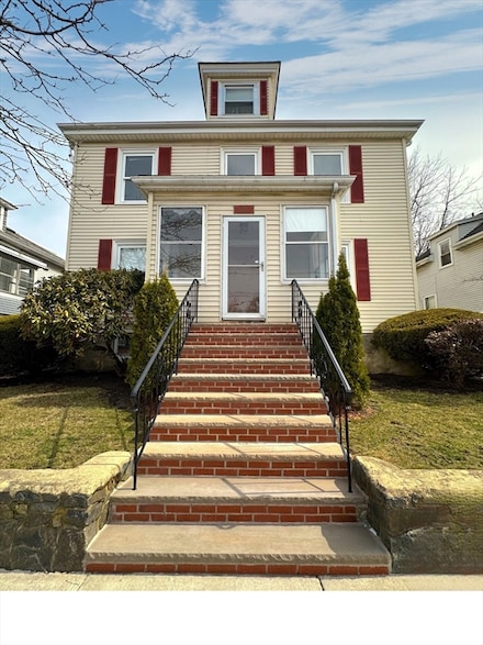 329 Jefferson Ave Unit 2, Salem, MA 01970