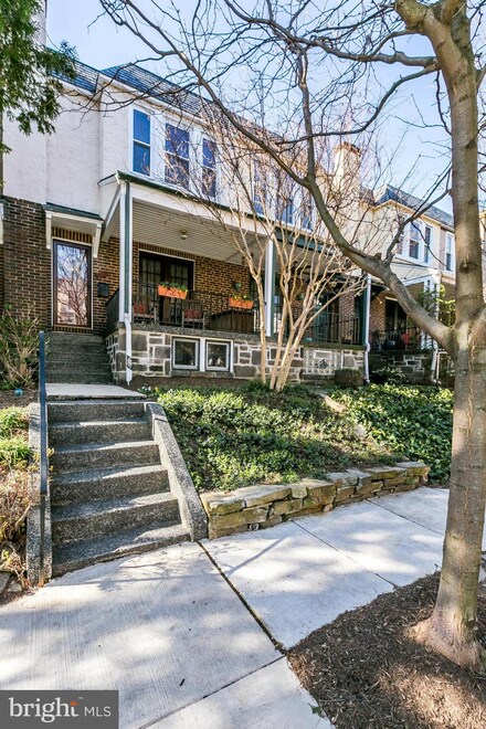 915 E 37th St, Baltimore, MD 21218