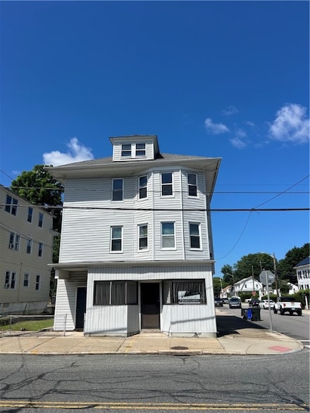 342 Academy Ave, Providence, RI 02908
