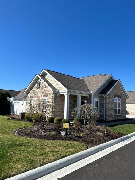 1552 Bridgewater Way S, Mansfield, OH 44906
