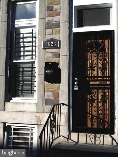 1626 N Caroline St, Baltimore, MD 21213