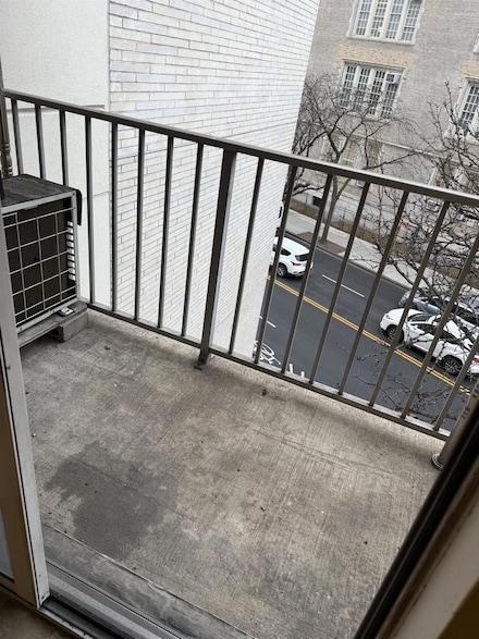 35-20 Union St, Flushing, NY 11354