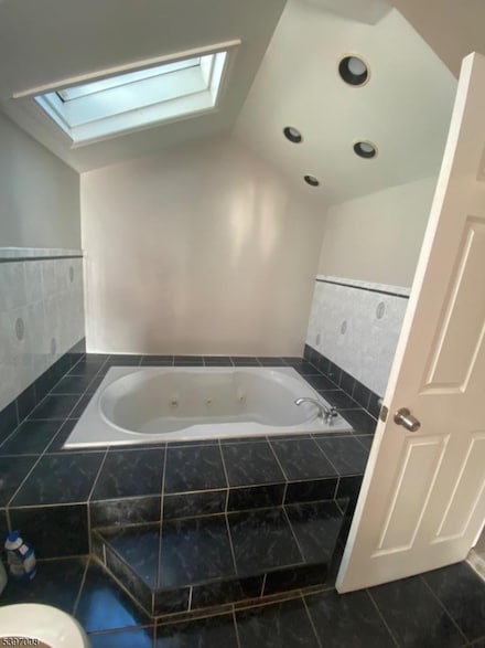 423 1st Ave, Elizabethport, NJ 07206