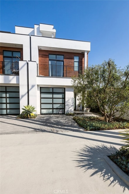 3660 Beethoven St, Los Angeles, CA 90066