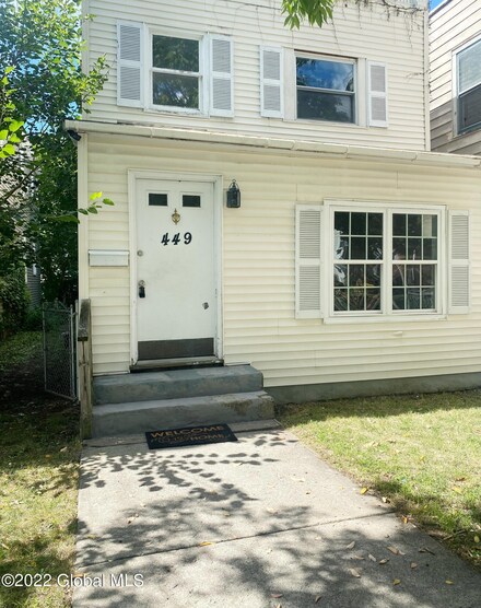 449 Sixth Ave, Troy, NY 12182