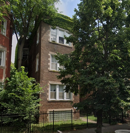 7741 S Yates Blvd Unit 2, Chicago, IL 60649