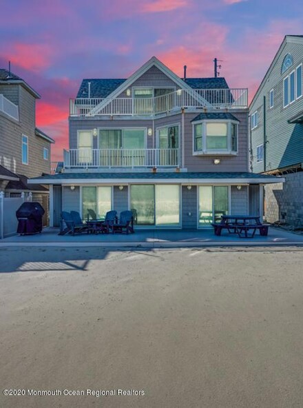 3142 Ocean Rd, Lavallette, NJ 08735