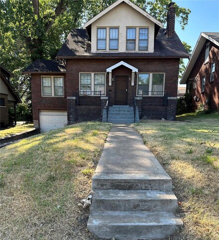 3601 Ridgedale Ave, Saint Louis, MO 63121
