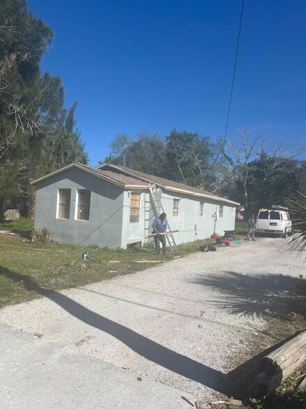 428 N 22nd St, Fort Pierce, FL 34950