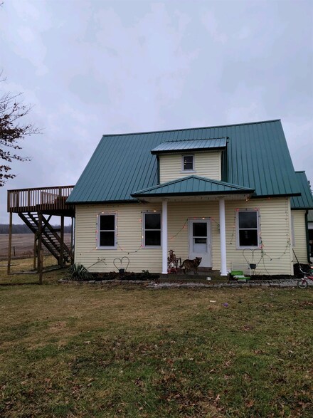 3516 S Friendship Rd, Versailles, IN 47042