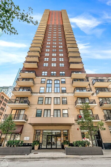 41 E 8th St Unit 1801, Chicago, IL 60605