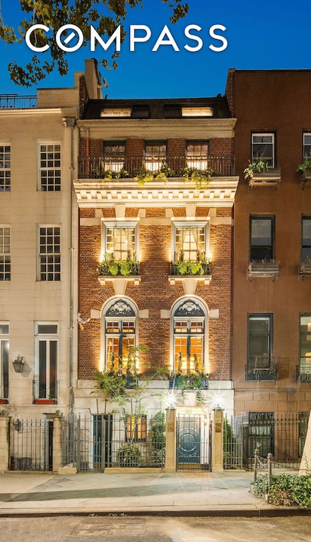 163 E 64th St, New York, NY 10065