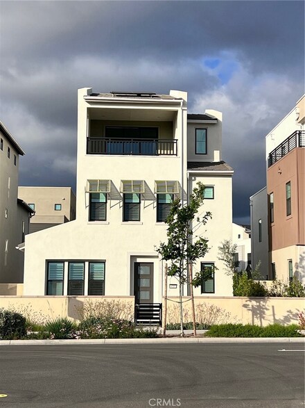 9337 Astor, Irvine, CA 92618