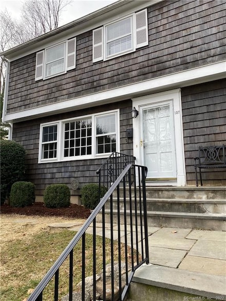 137 Millport Ave, New Canaan, CT 06840