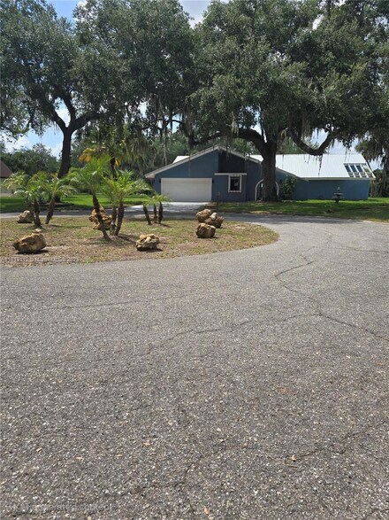 4508 Fire Ct, Labelle, FL 33935