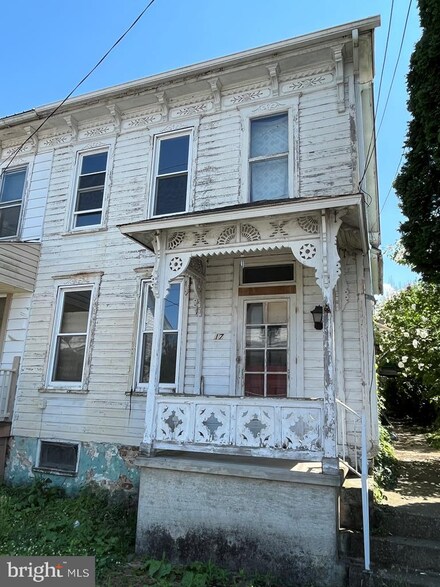 17 Path St, Mifflin, PA 17058