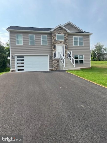 12152 Red Hawk Dr, Waynesboro, PA 17268