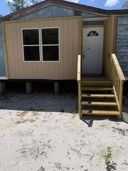 105 Addison St, Interlachen, FL 32148