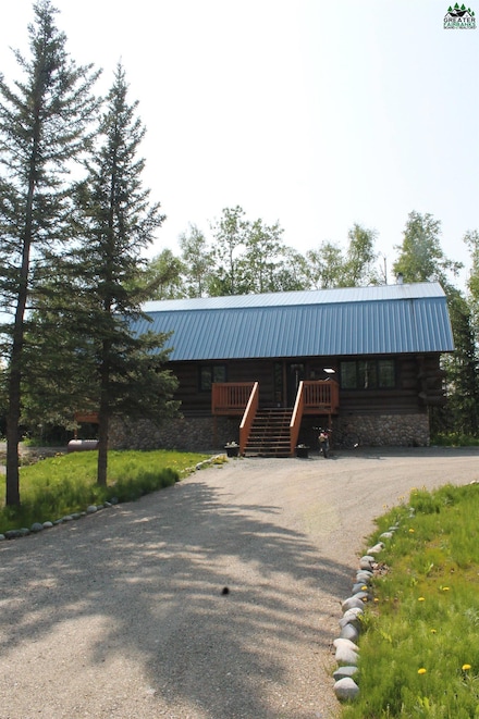 2493 Deborah St, Delta Junction, AK 99737