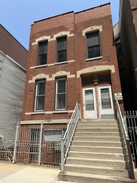 1504 W Division St Unit 2F, Chicago, IL 60642