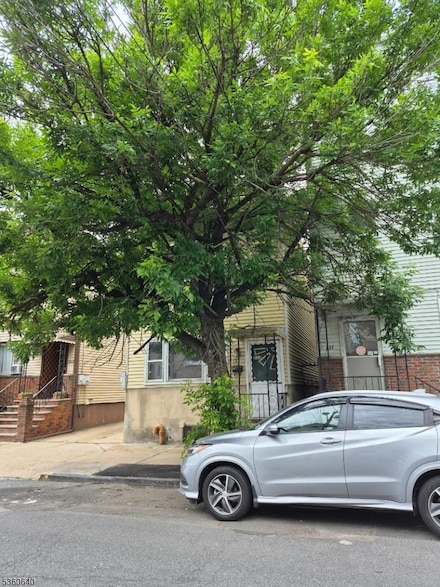 133 Magazine St, Newark, NJ 07105