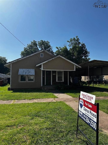 510 N Wichita St, Electra, TX 76360
