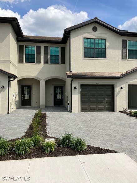 14117 Pine Lodge Ln, Fort Myers, FL 33913