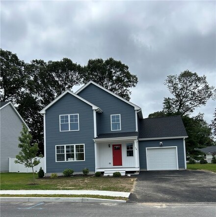 18 Red Maple Ln, Warwick, RI 02886