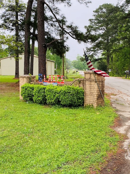 31 Robin Ln, Cleveland, TX 77327