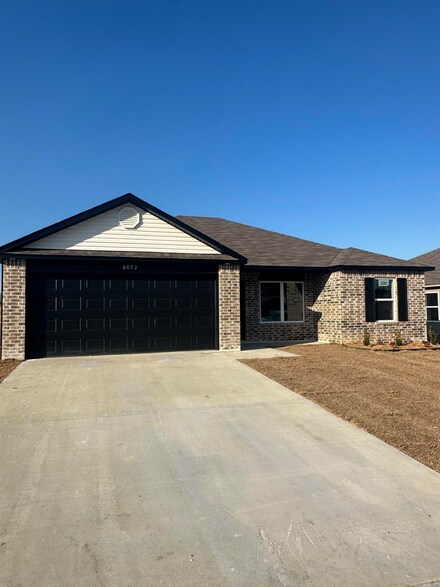 6072 Croft Ave, Benton, AR 72019