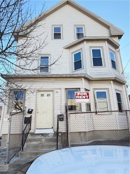 46 Borinquen St, Providence, RI 02905
