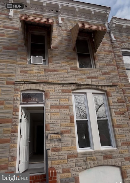 1725 N Bond St, Baltimore, MD 21213