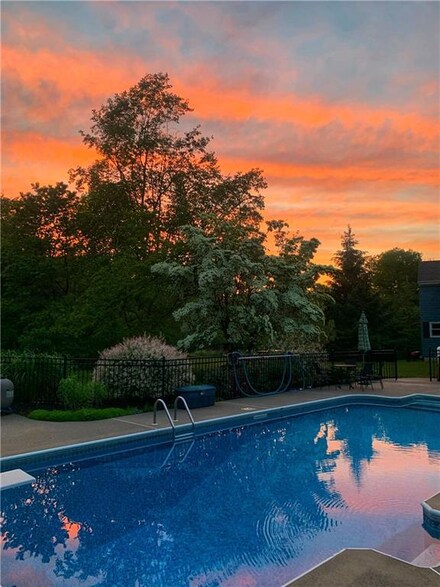 19 Trap Rd, North Scituate, RI 02857