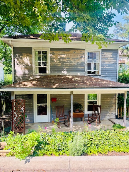 949 Anderson St, Staunton, VA 24401