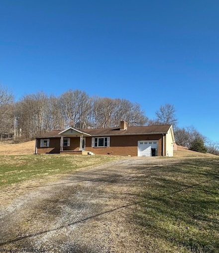 521 Middleville Rd, Bridgeport, WV 26330